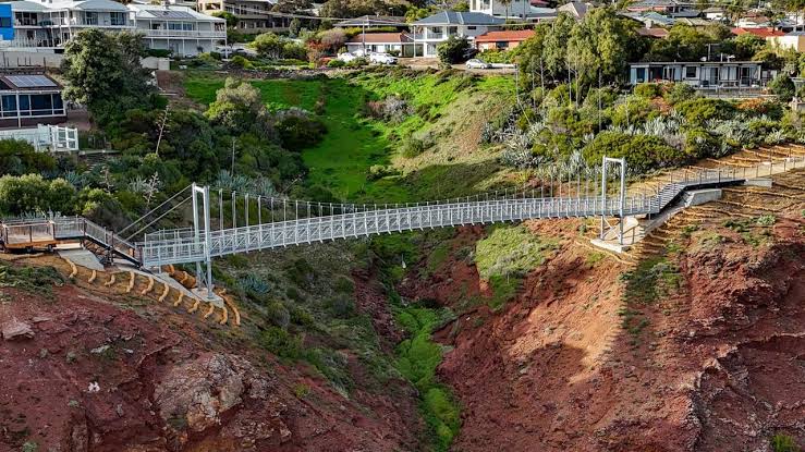 Marino-Hallett Cove Coastal Walking Trail