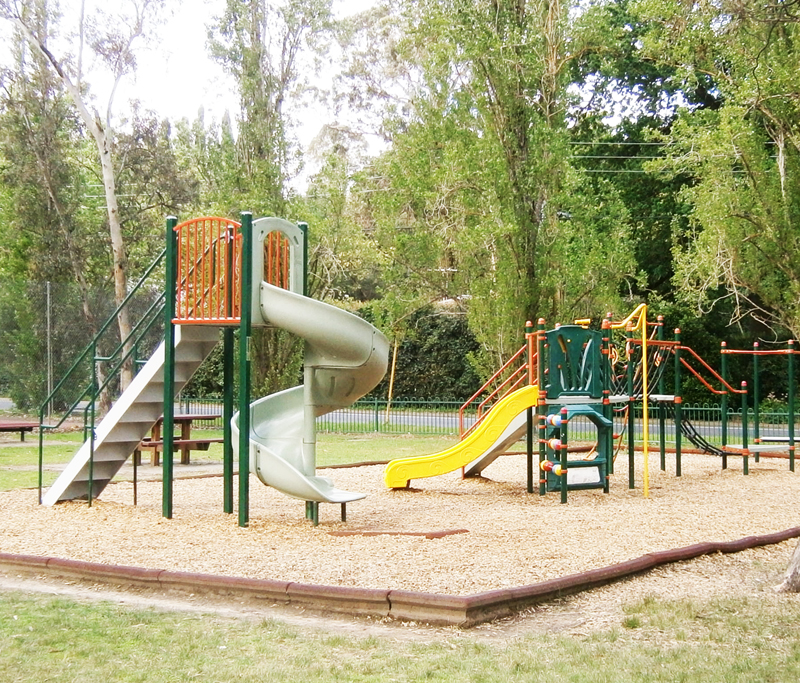 Hawthorndene Apex Park Playground | Watahuna Ave, Hawthorndene