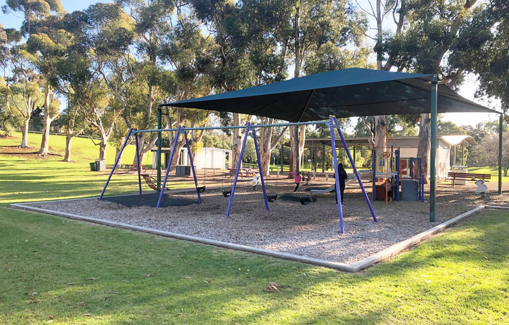 Carisbrooke Reserve and Playground, Salisbury Park