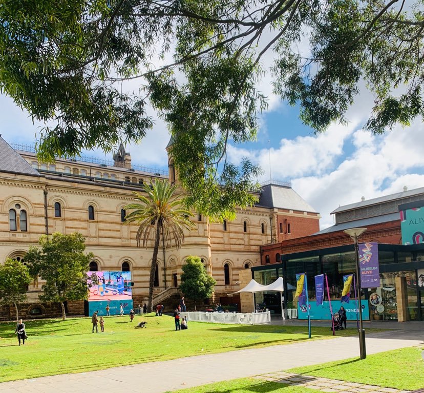 Kids in AdelaideLearnSouth Australian Museum