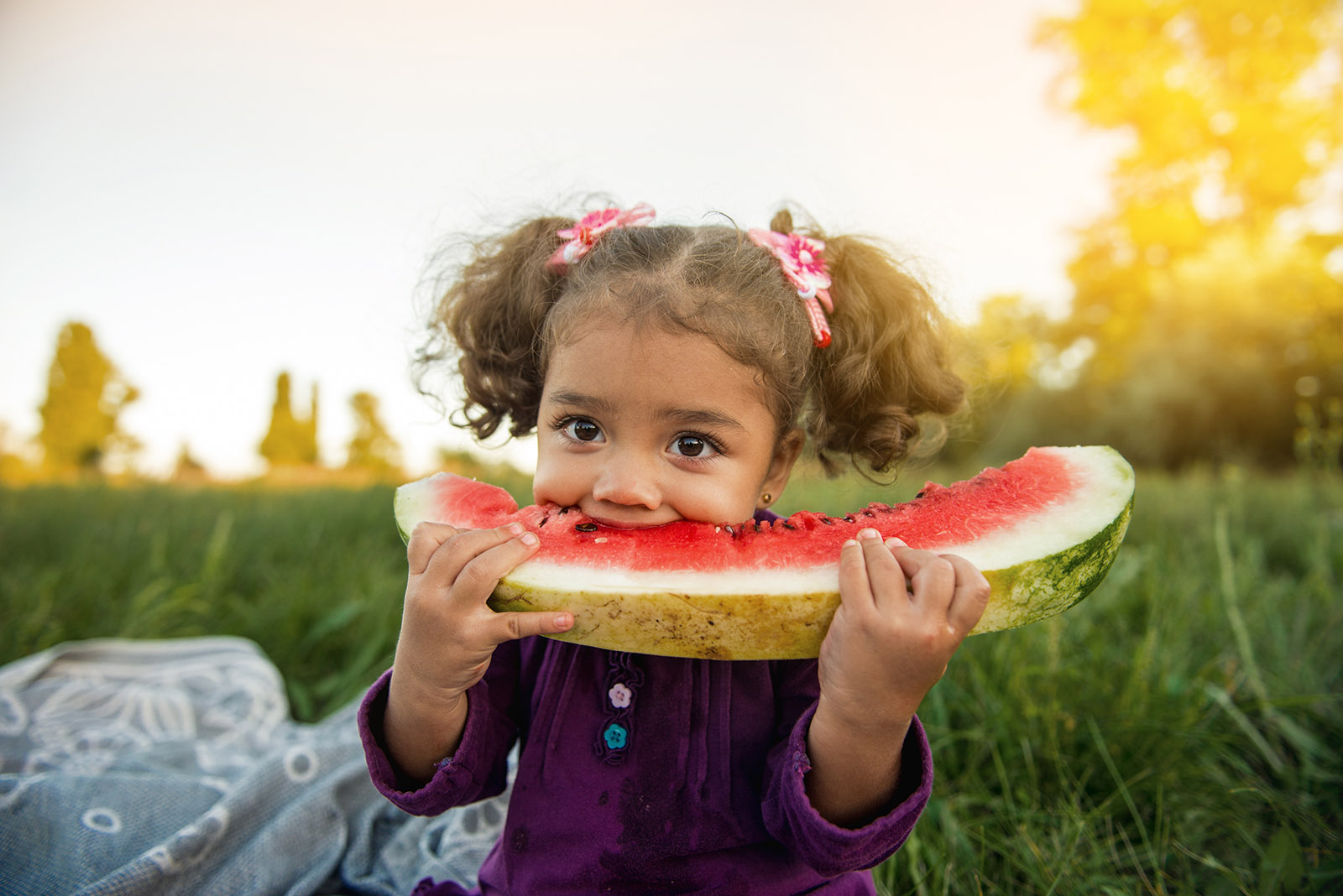 How not to be a tiny person’s snack slave (and 5 great snack ideas)