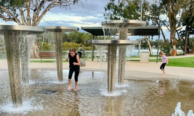 Renmark Water play & Riverfront