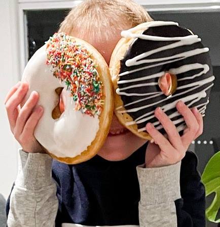 kids_in_adelaide_bradleys_bakery_2