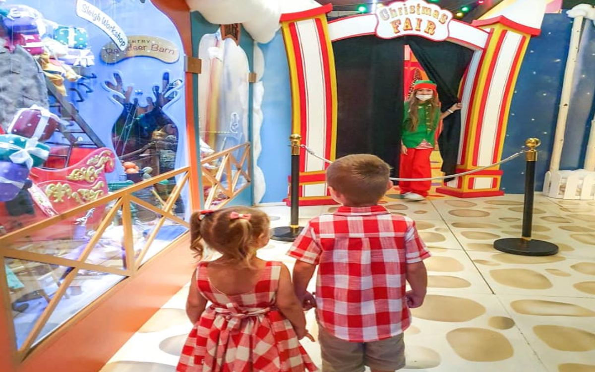 Adelaide Magic Cave David Jones Adelaide Central Plaza, Rundle Mall