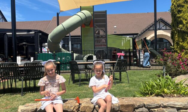 Mick O’Shea’s Hotel, Hackham