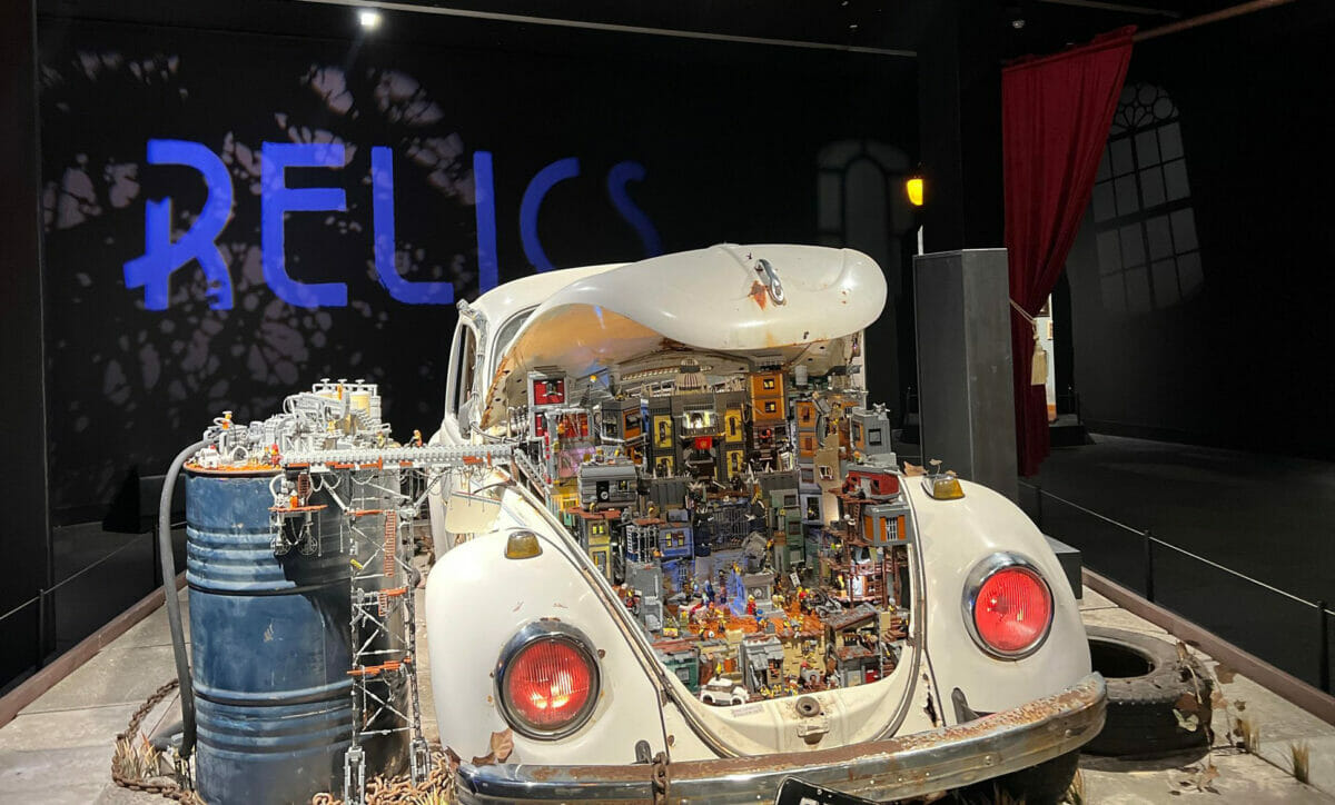 LEGO® Relics - A New at the South Museum