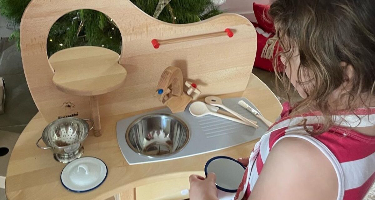 Our Favourite Pretend Play Toys from Oskar’s Wooden Ark