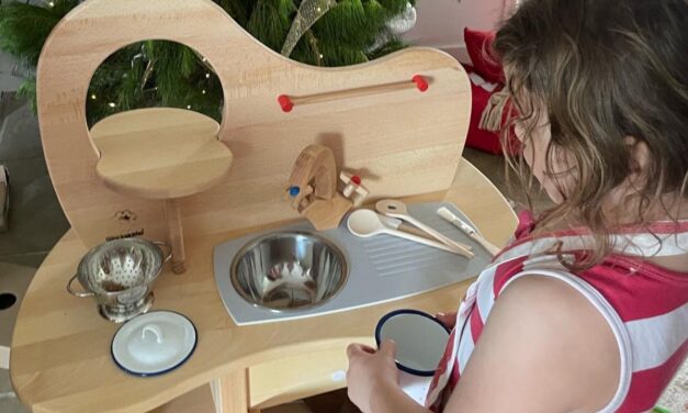 Our Favourite Pretend Play Toys from Oskar’s Wooden Ark