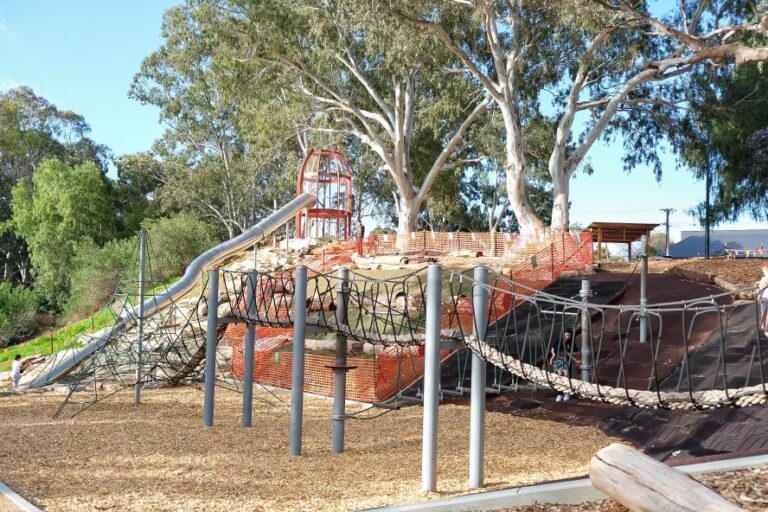 Kids in Adelaide|Play|Dunstan Adventure Playground