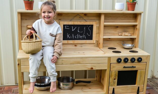 The Crafty Beardsman – Timber Mud Kitchens and More, Adelaide