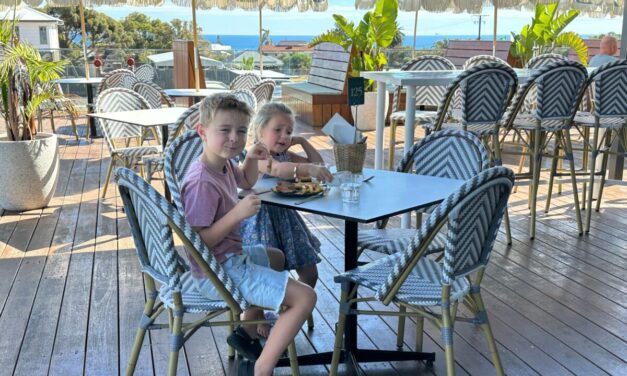 Christies Beach Hotel